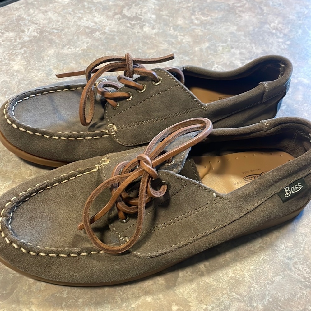 Suede Bass Etta shoes